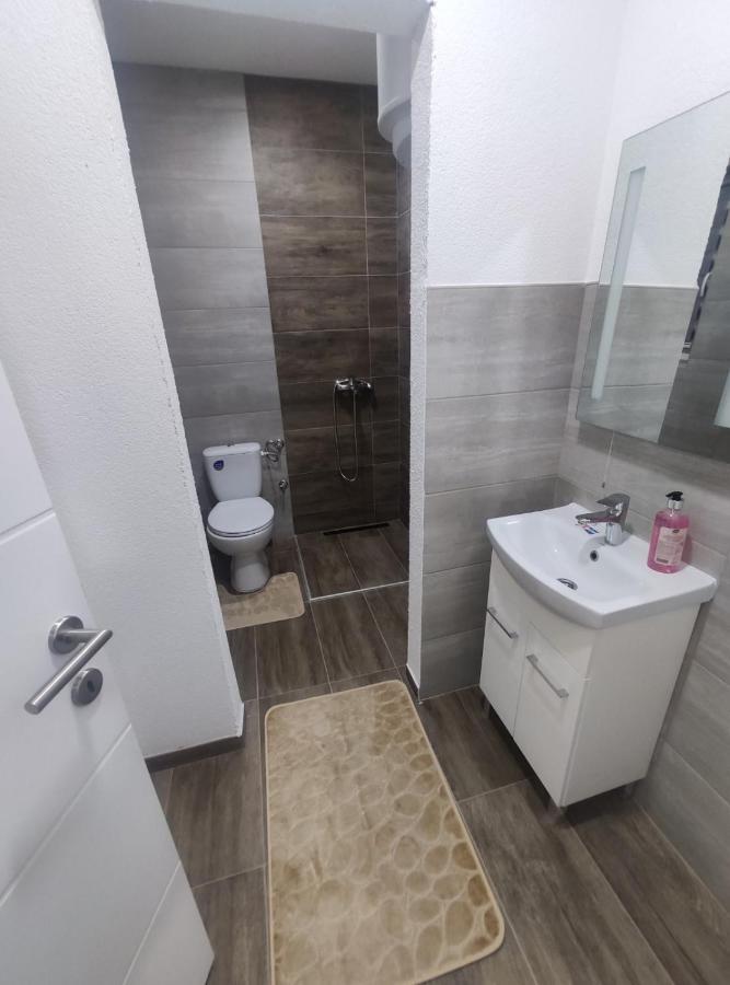 Apartmán Neer Zivinice Exteriér fotografie