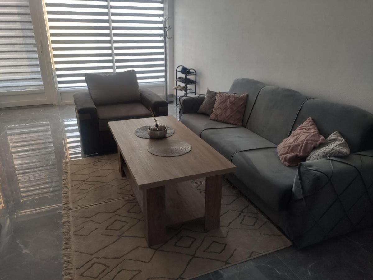 Apartmán Neer Zivinice Exteriér fotografie